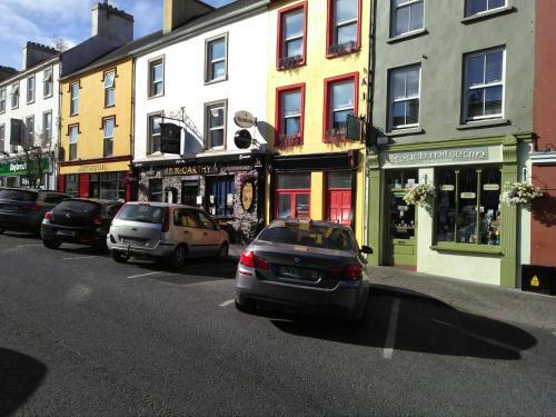 Hostal 12a Main Street Kenmare #3