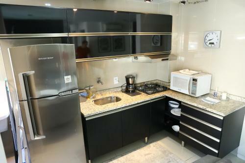 Apartamento Beira Mar Wifi R�pido Com Ar E Cozinha Perfeito Home Office