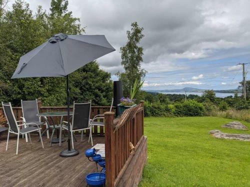 Hostal Large Double Adjacent Large Bathroom Both With Swilly Views