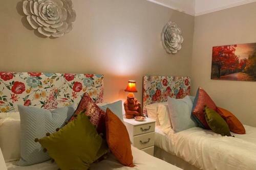 Villa Mount Eagle - Sleeps 24 With Hot Tub