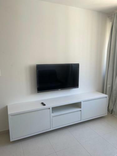Apartamento �timo Quarto E Sala Com Super �rea de Lazer Perto de Tudo Em Macei�