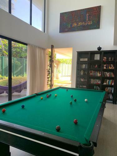 Casa Beira-mar Em Condom�nio Fechado!