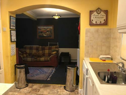 Galway Manor Banba House Sleeps 2-26