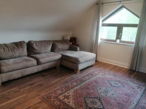 Victoria's Countryside Apartment