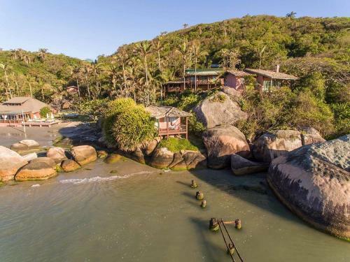 Hostal Ilha Do Papagaio Adventures