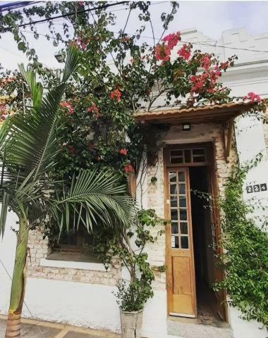 Hostal Frida Casa Y Hostel