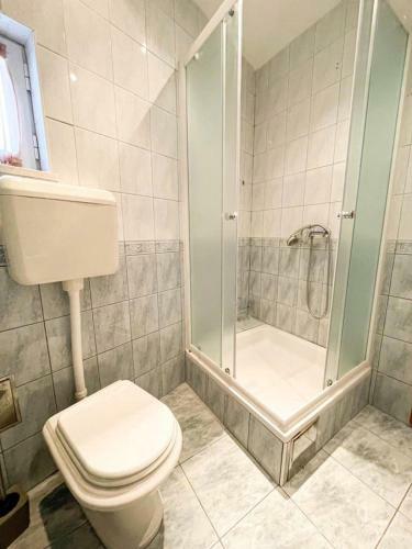 Central Apartment Ira