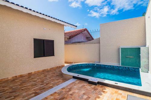 Imperdivel Casa A 450 Metros Do Mar Em Peruibe Sp