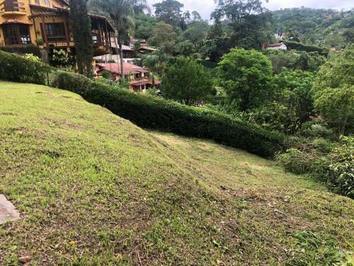 Casa Com Charme de Montanha Em Itaipava!