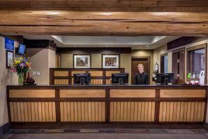 Hotel Coast Blackcomb Suites