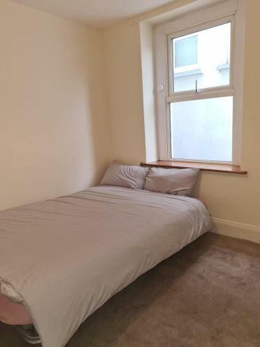 One Bedroom Apartment