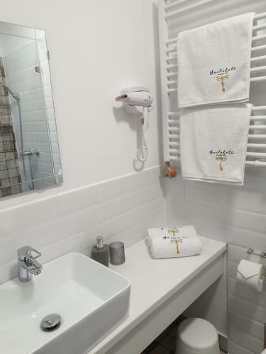 Bed & Breakfast Szitak�t? Panzi�