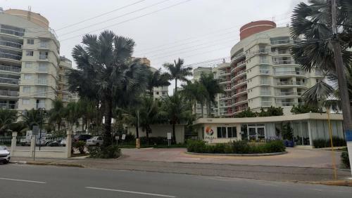 Apartamento de Praia Em Condom�nio Fechado