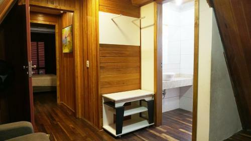 Casa Com Piscina Pr�xima Ao Beto Carrero