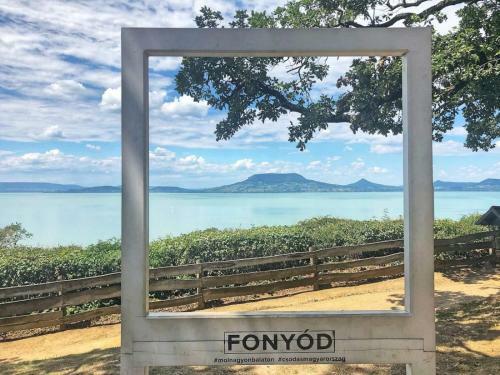 Sunset Plage Apartman Fony�d