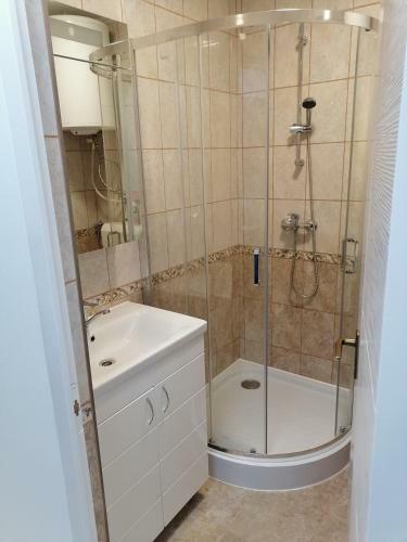 L�dy Apartman