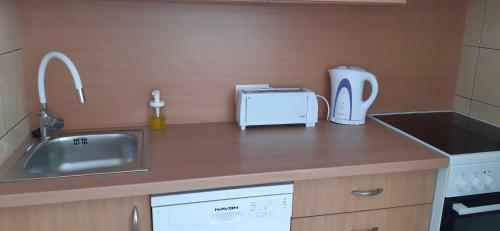 Cs&m Vend�gh�z Gyenesdi�s