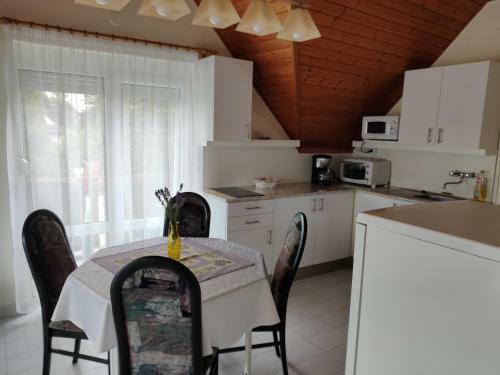 Apartamento Havasi Vend�gh�z
