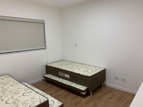 Apartamento Com 2 Quartos No Centro Po�os de Caldas Perto de Tudo!