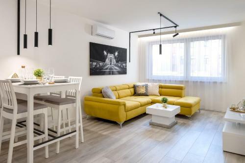 Divat Apartments - Gy?r Center - M�lygar�zs