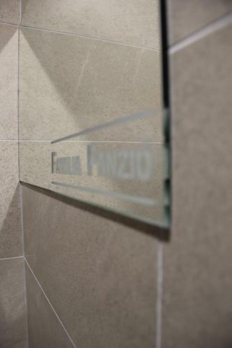 Bed & Breakfast Familia Panzi� Gy?r
