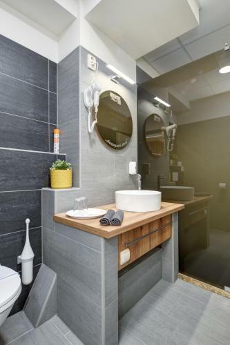 Hostal Riverside Inn - Dunaparti �lom