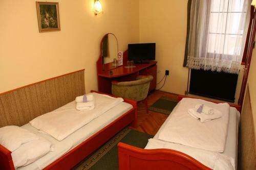 Bed & Breakfast Kert�sz Panzi� Gy?r