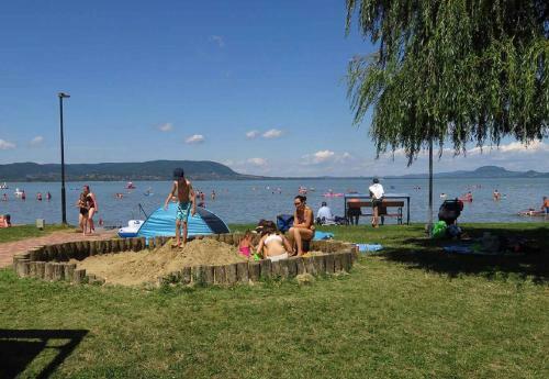 Holiday Home In Balatonmariaf�rdo 19435