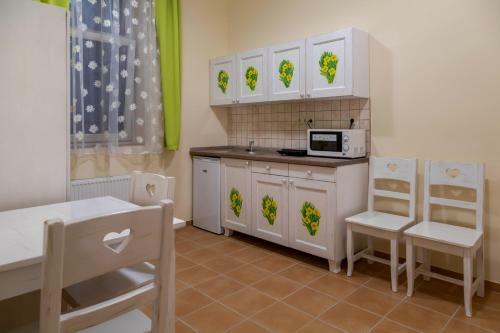 Hostal Balzsam Apartmanh�z