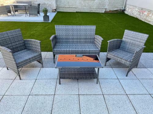 Holiday Apartmanh�z