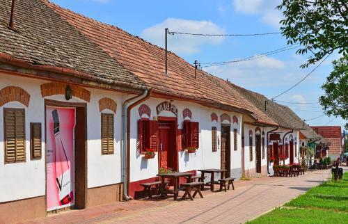Holiday Apartmanh�z
