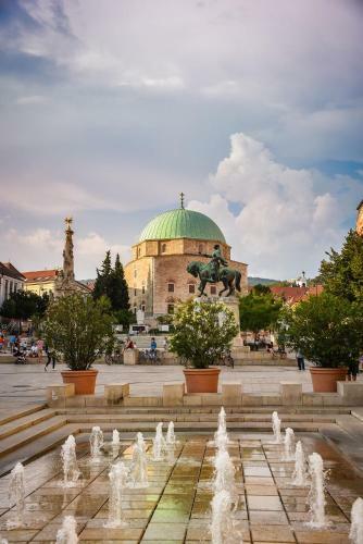Holiday Apartmanh�z