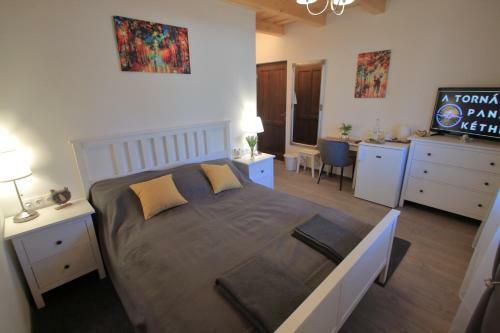 Bed & Breakfast A Torn�cos Panzi�