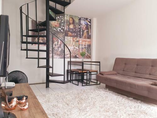 Apartamento Ap� C/ Garagem Pr�x. Campus I E Hospital Regional
