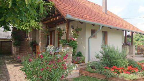 �gnes Apartman