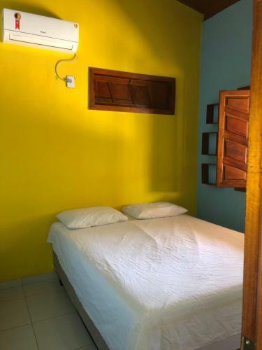 Casa Para Temporada Com Piscina E Um Quarto Com Ar Condicionado Em Prado