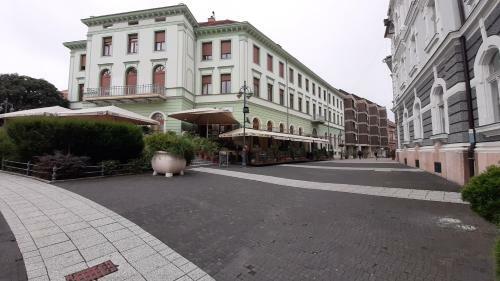 Mhc Apartman