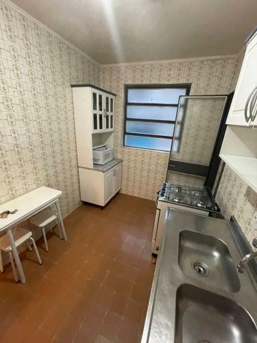 Amplo Apartamento C/ Suite