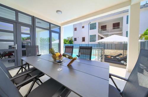 Luxury Vall Apartment