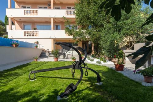 Apartments With Pool Ivana Krk