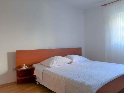Apartment In Krk - Insel Krk 40969