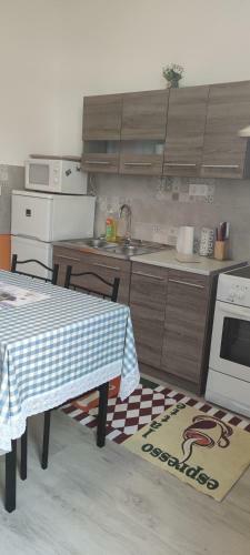 Nagyi Apartman Kecskem�t
