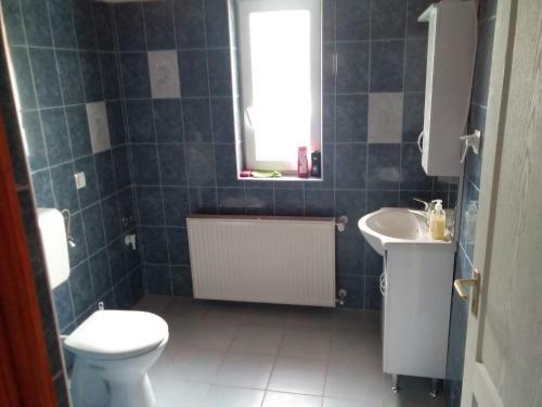 Atilla Vend�gh�z 2