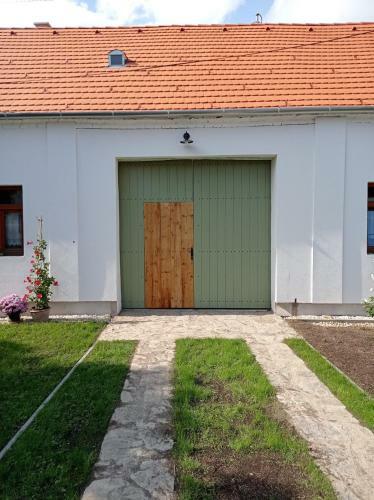 Apartamento 400 �ves H�z Vend�gh�z