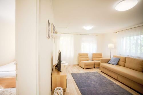 Eleven Apartman House