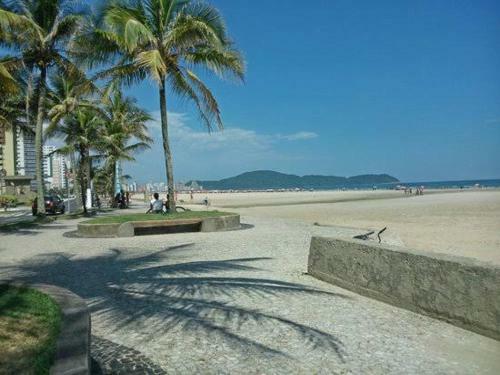 Apartamento Dois Dormit�rios Na Praia Grande
