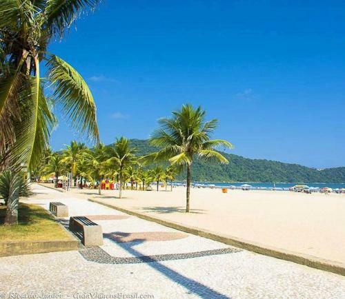 Linda E Aconchegante Casa Com Piscina Perto Da Praia