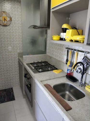 Apartamento Muro Alto Condom�nio Clube