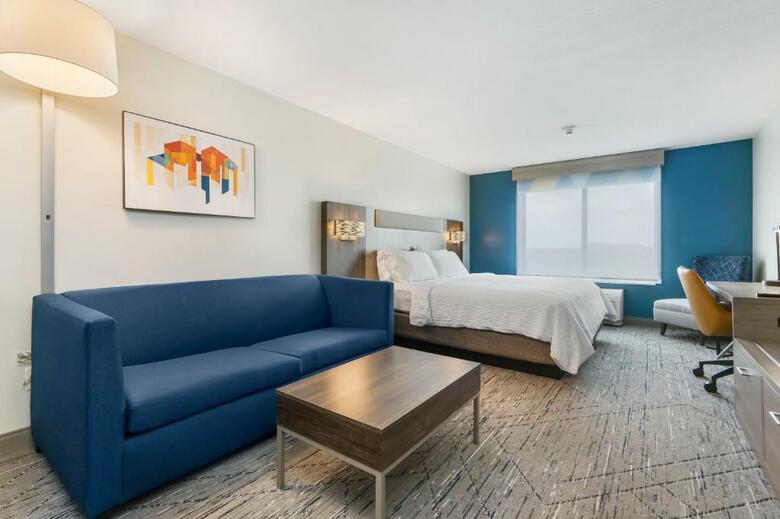 Hotel Holiday Inn Express Peru-lasalle Area