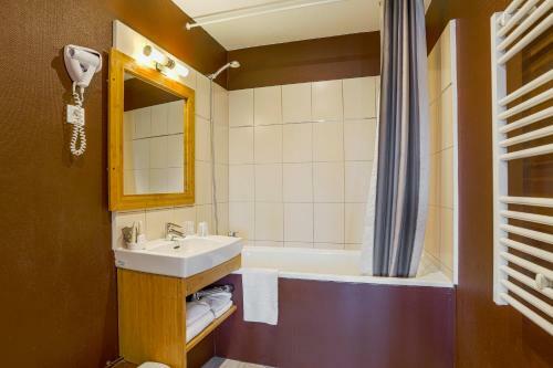Hotel H�tel & Spa Le Petit Castel Beuzeville-honfleur